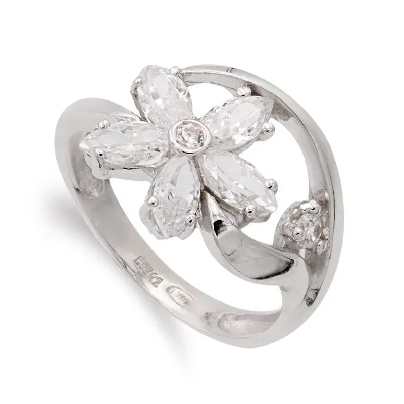 Sortija oro blanco 18k mujer flor circonitas combinada calada