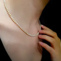 Gargantilla collar oro 18k mujer 44 cm. perlas combinadas detalles mo