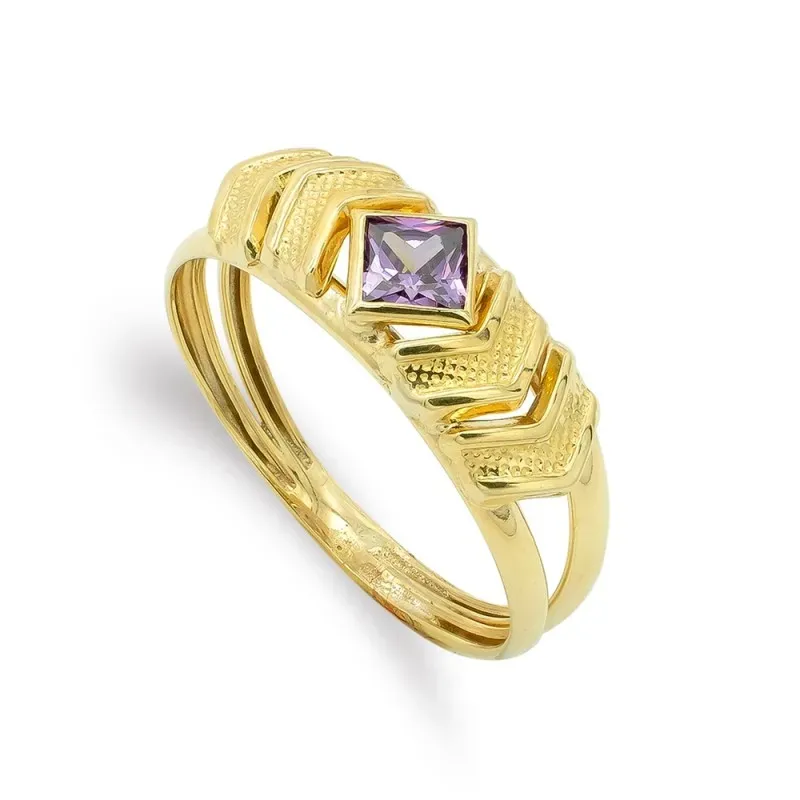 Sortija oro 9k mujer piedra centro 4 mm. color morado forma rombo lat