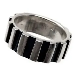 Sortija plata Ley 925m oxidada rayas verticales talla 16 [AB7231]