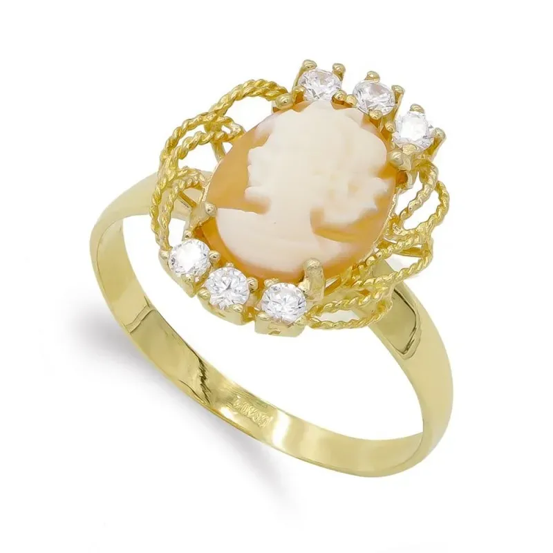 Sortija Camafeo en Oro de 18k ovalado de15 x 13 mm. con circonitas y