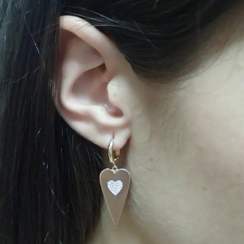 Pendientes plata Ley 925m chapados oro aros 12mm. lisos colgando corazón centro circonitas corazón