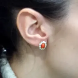 Pendientes oro 18k mujer piedra coral centro ovalada combinada circon