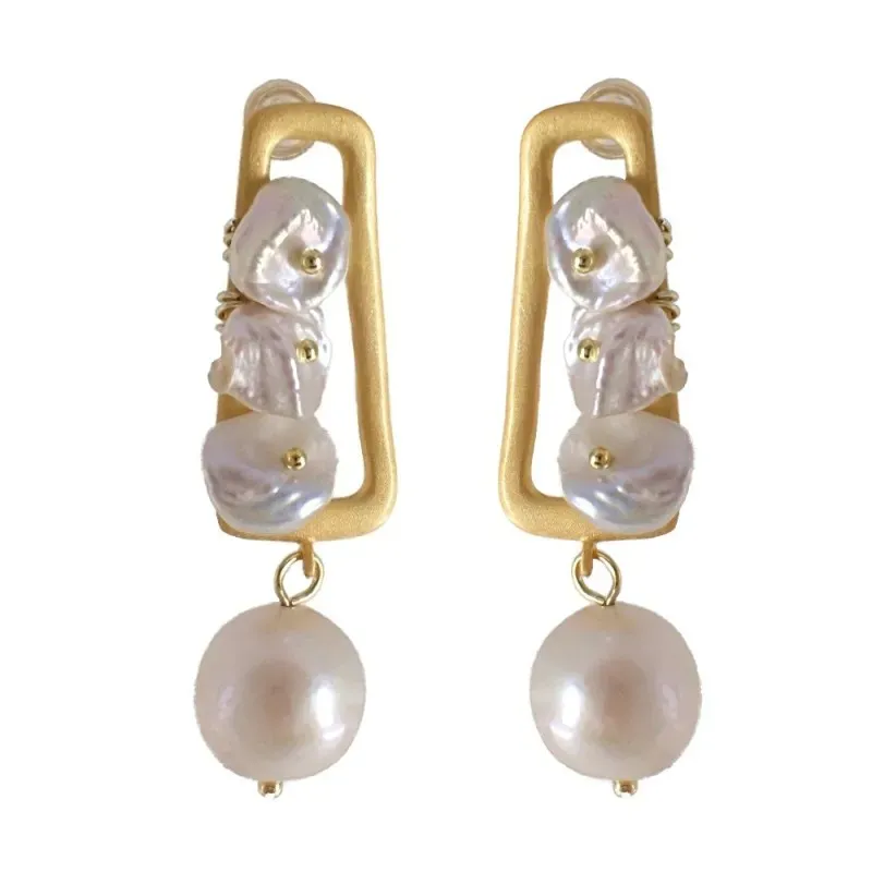 Pendientes plata Ley 925m chapados oro 47mm. matizados madreperla perla cultivada cierre presión