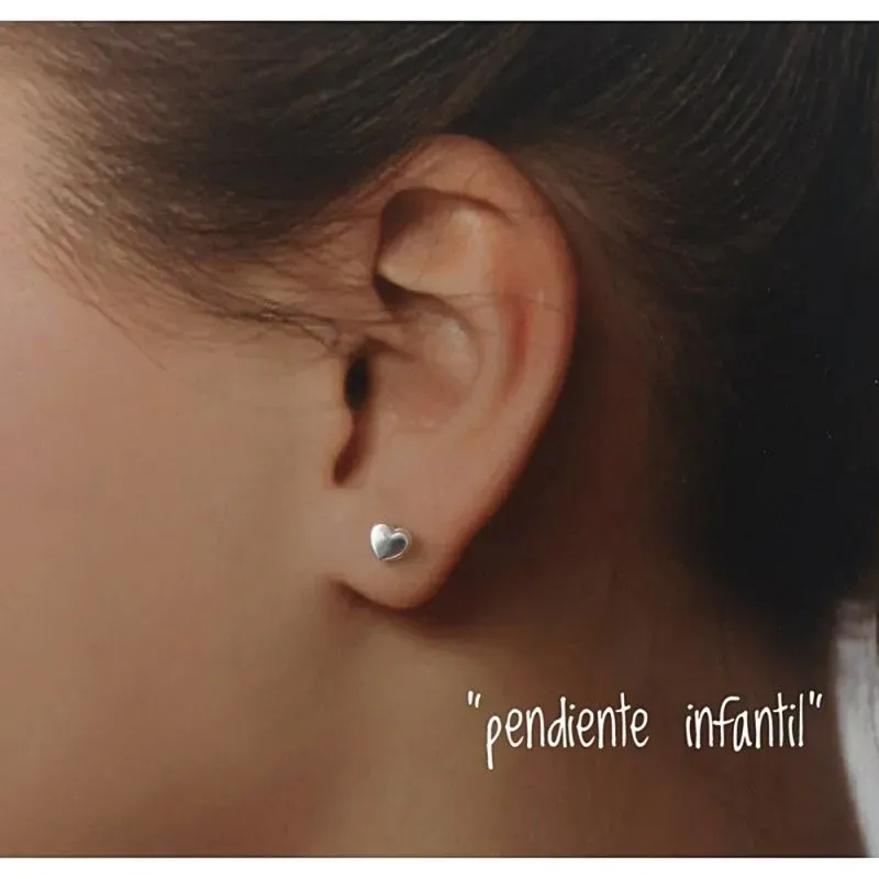 Pendientes plata Ley 925m infantiles 4mm. corazón liso cierre tuerca