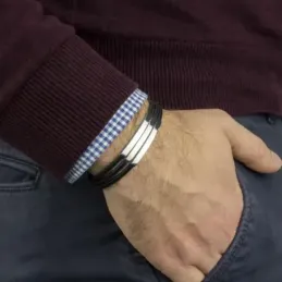 Pulsera acero inoxidable rodiado 22cm. hombre triple tira cuero sinté