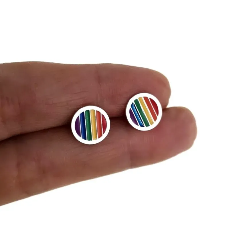 Pendientes plata Ley 925m redondos bandera orgullo LGTBI cierre presión mujer