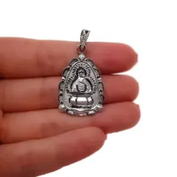 Virgen de la Cabeza medalla plata Ley 925m maciza 34 mm. detalle dela