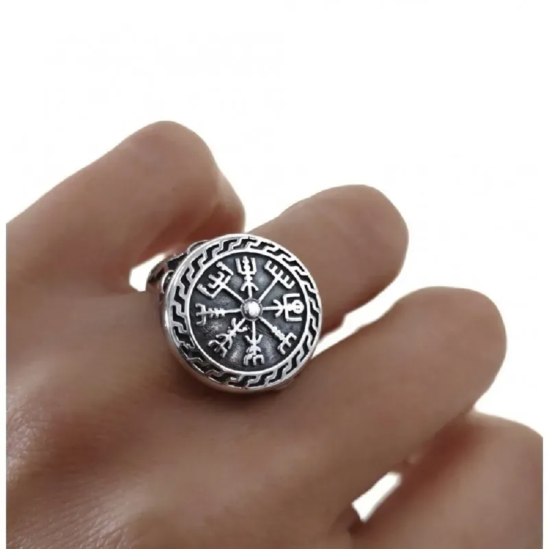 Sello plata Ley 925m hombre vikingo redondo oxidado detalles