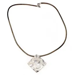 Gargantilla plata Ley 925m 42cm. rombo hojas caucho dorado [AB9109]