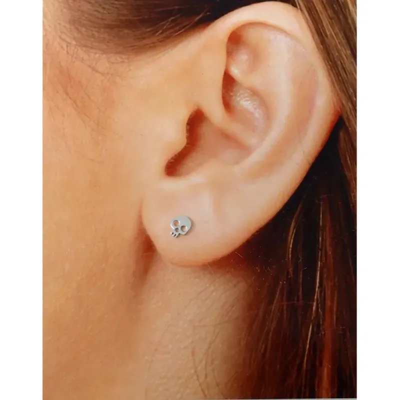Pendientes plata Ley 925m par calavera 5mm. cierre presión mujer