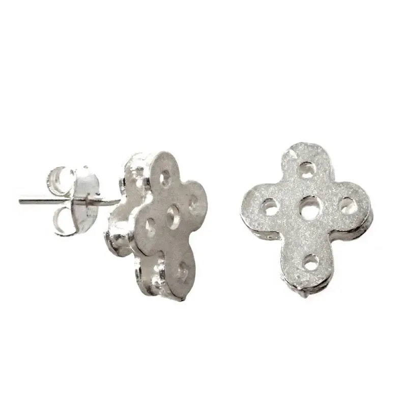 Pendientes plata Ley 925m cruz 11mm. tacto rugoso detalles círculos calados cierre presión