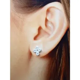 Pendientes plata Ley 925m cruz 11mm. tacto rugoso detalles círculos calados cierre presión