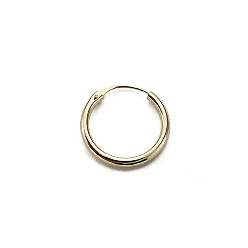Pendiente suelto medio par oro 9k aros ligeros 14mm.
