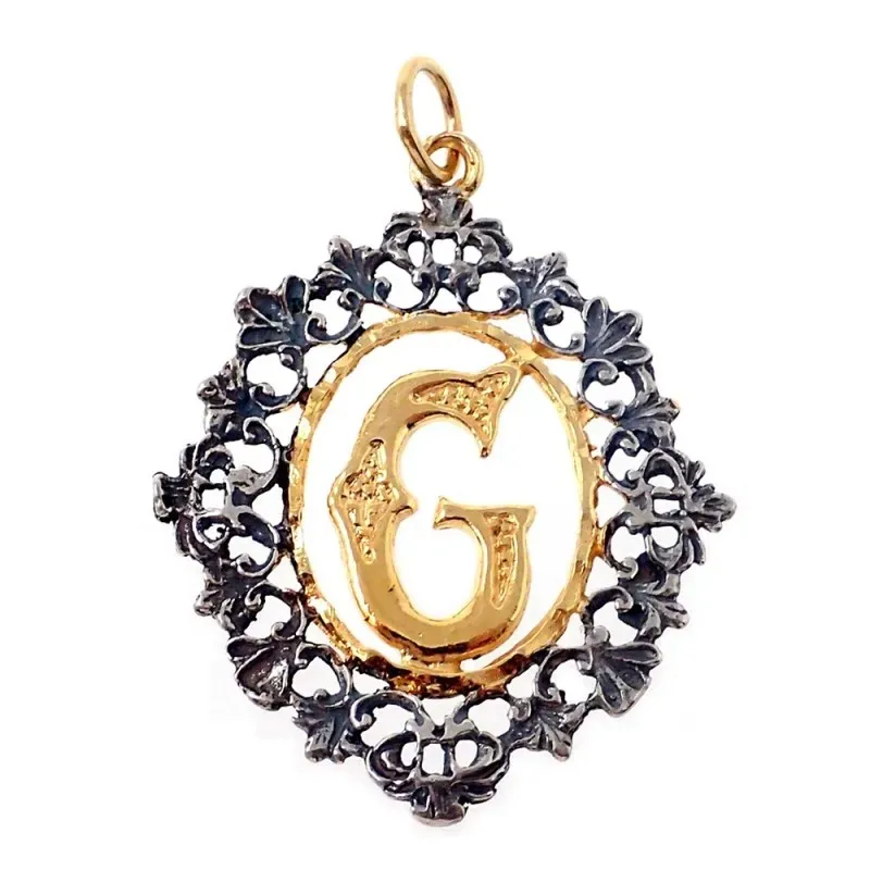 Colgante plata Ley 925m letra G 35mm. chapado oro oxidado [AB7211]