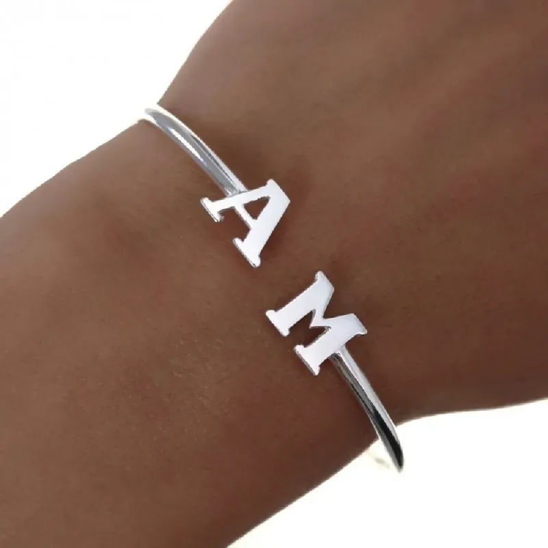 Pulsera brazalete plata Ley 925m lisa 57 mm. doble inicial personaliz