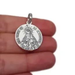 Virgen de la Amargura medalla plata Ley 925m colgante 22 mm. maciza d