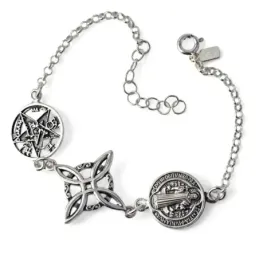 Pulsera Triple Protección en Plata de Ley 925m de 17 cm. Nudo de Bruj