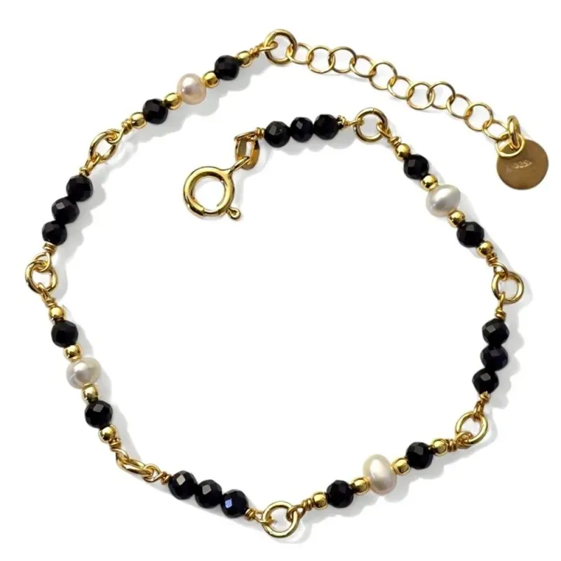Pulsera en Plata de Ley 925m chapada en oro con perlas combinadas pie