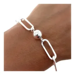 Pulsera en Plata de Ley 925m de 19 cm. con asas huecas ovaladas de 20