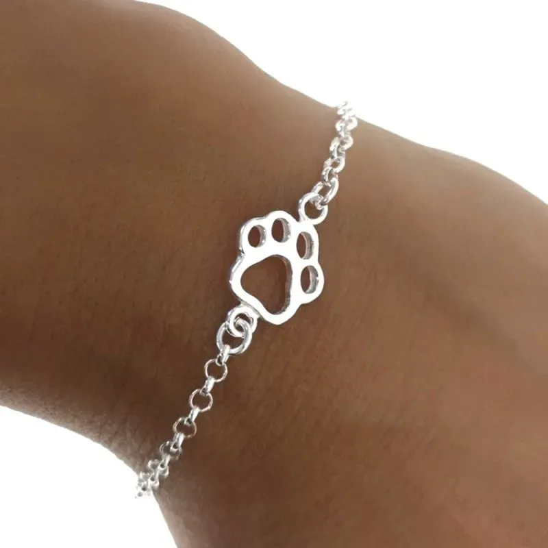 Pulsera Huella de Perro en Plata de Ley 925m con 17 cm. cadena rolo