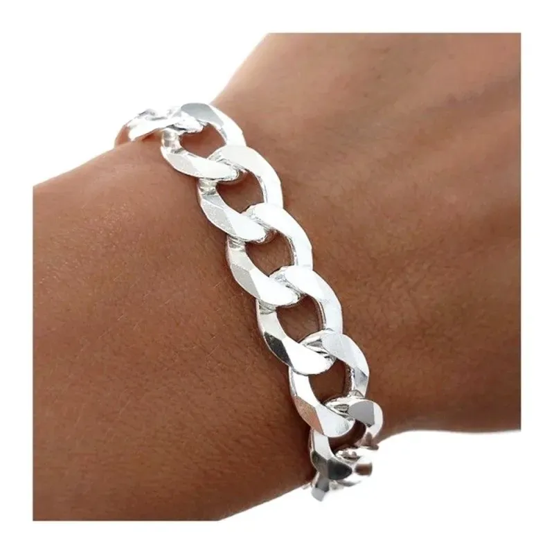 Pulsera en Plata Ley 925m para hombre de 22 cm. cadena barbada de 11
