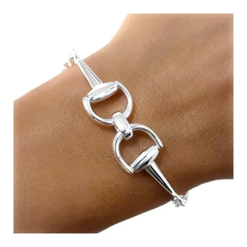 Pulsera Plata de Ley 925m con 19.5 cm. cadena rolo detalle estribo 5