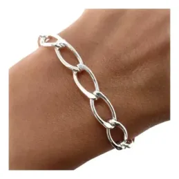 Pulsera en Plata de Ley 925m con 18 cm. cadena bilbao de 7.2 mm. anch