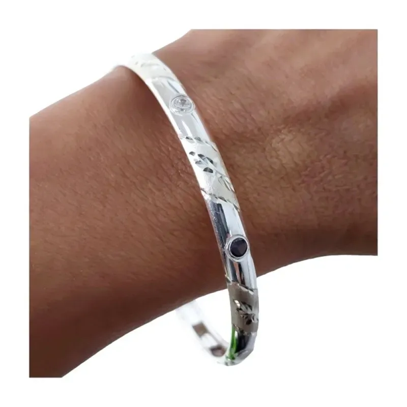 Pulsera Rígida Media Caña en Plata Ley 925m con 65 mm. de diámetro in