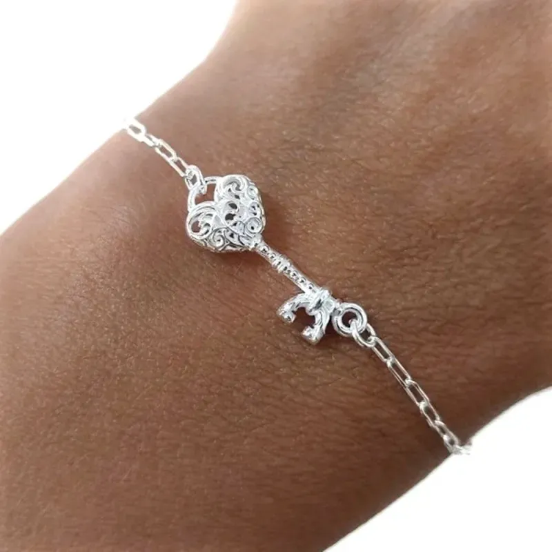 Pulsera en Plata de Ley 925m de 17 cm. llave con filigrana de 20 mm.