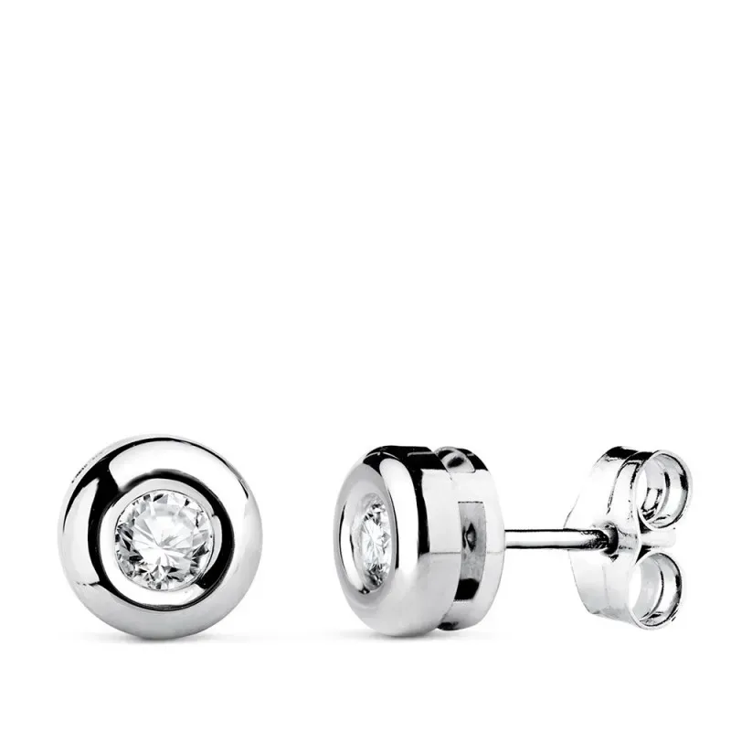 Pendientes en Oro Blanco de 18k chatón de 7 mm. con diamante laborato