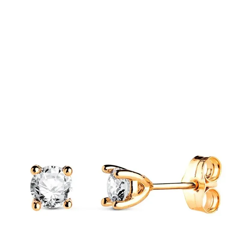 Pendientes en Oro 18k con 4.5 mm. y diamante de laboratorio de 0.34ct