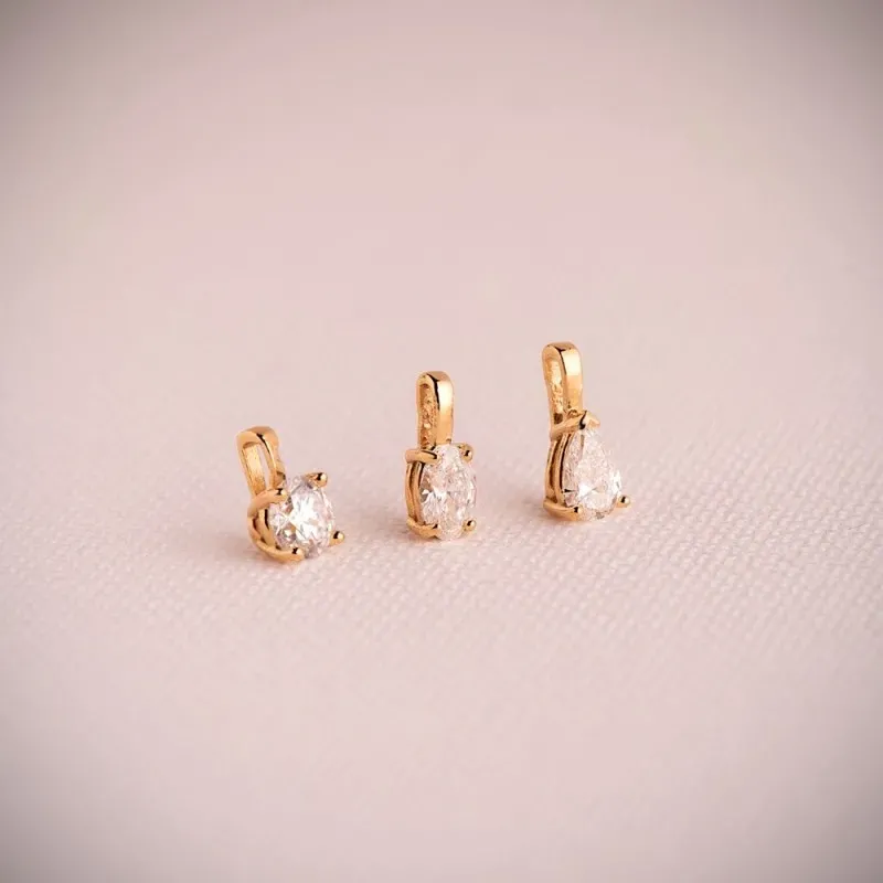 Colgante Oro de 18k con diamante brillante de laboratorio forma pera