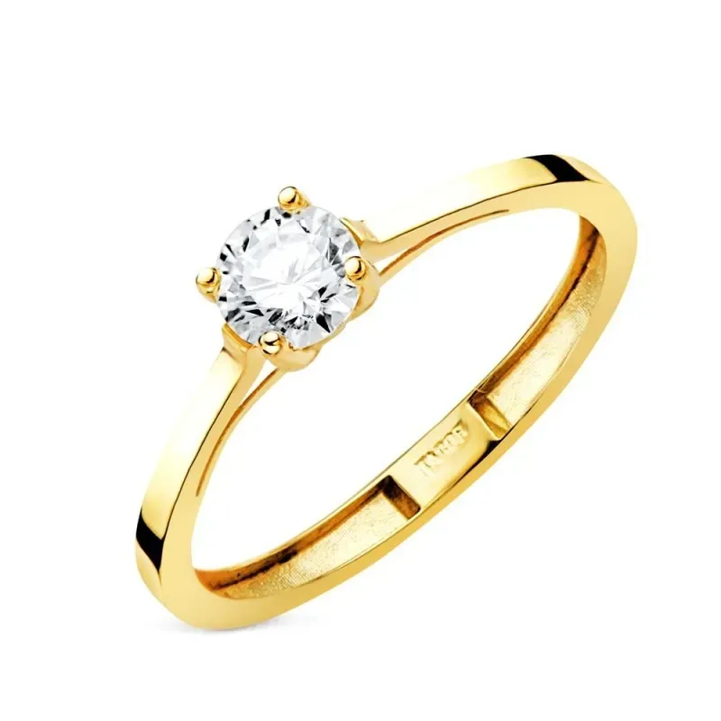 Solitario en Oro de 18k con diamante central de laboratorio 0.5ct.