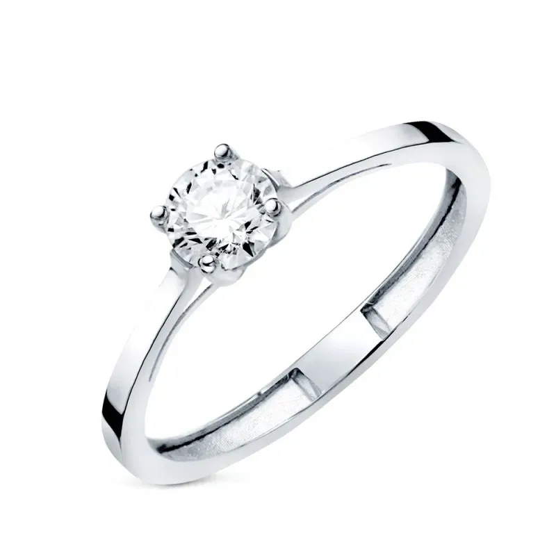 Solitario en Oro de 18k con diamante central de laboratorio 0.5ct. di