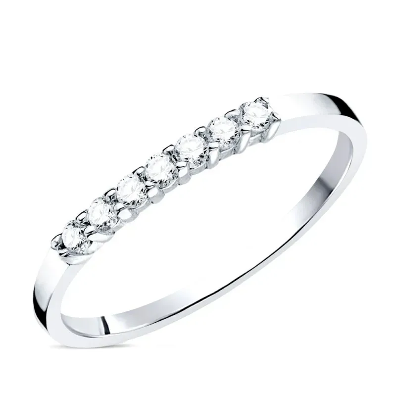 Sortija en Oro Blanco 18k con 7 diamantes talla brillante de 0.022ct.