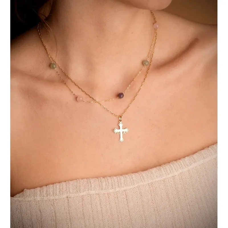 Cruz de Covadonga Colgante en Oro de 18k con 18 mm. Alpha y Omega lis