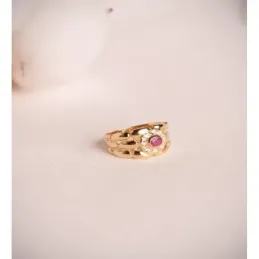 Sortija Panter en Oro 18k con rubí natural de 4 mm. combinada circoni