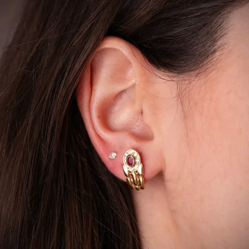 Pendientes Panter en Oro de 18k con 16 mm. rubí natural y circonitas