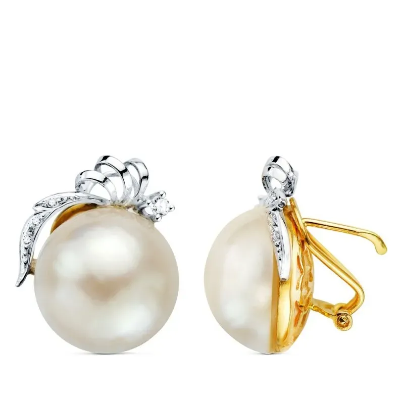Pendientes en Oro Bicolor 18k de 21 mm. perla japonesa de 15 mm. con