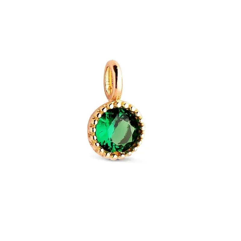 Colgante en Oro de 18k con 5.5 mm. piedra verde en el centro borde de