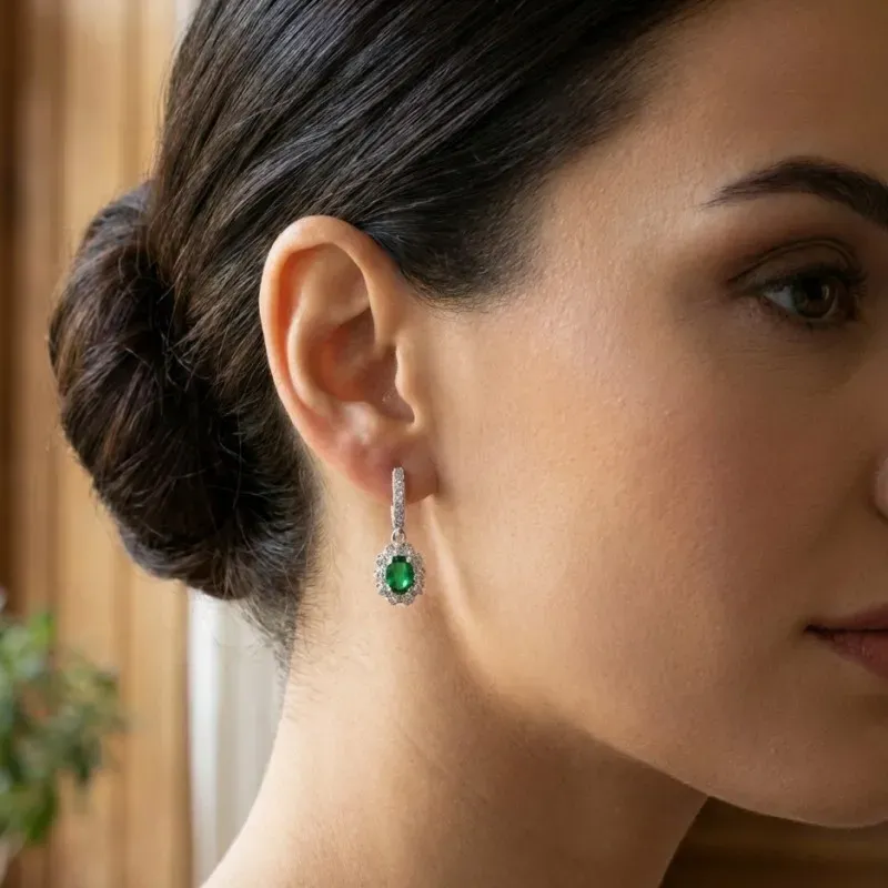 Pendientes Oro Blanco 18k mujer 19 cm. piedra centro ovalada combinad