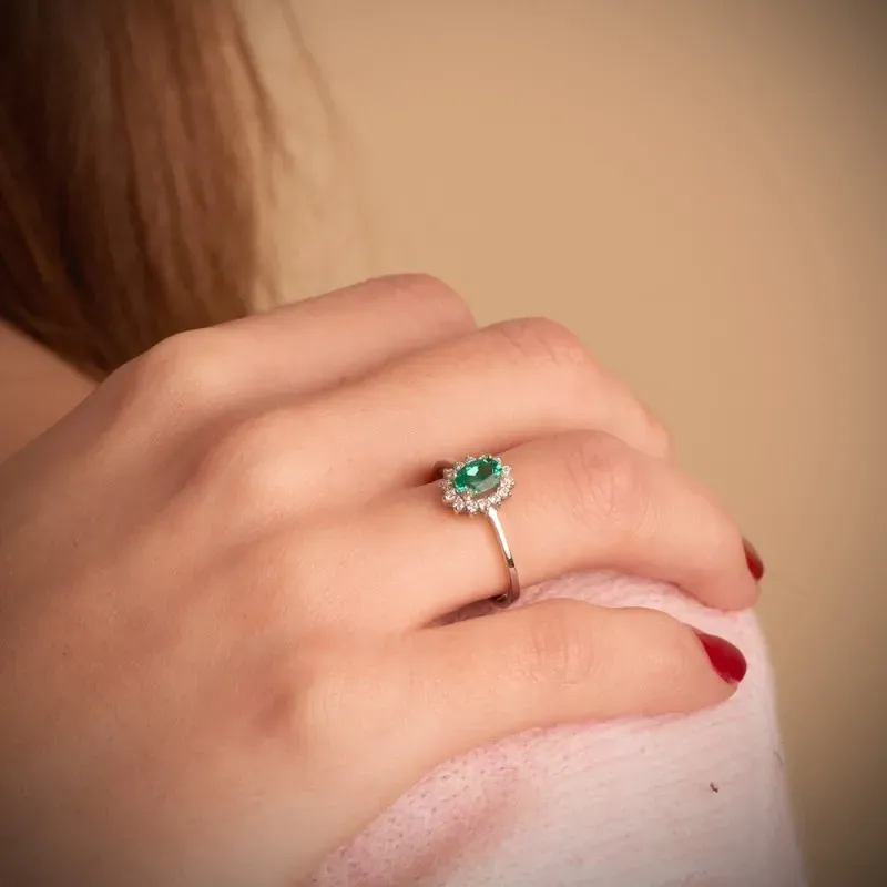 Sortija oro blanco 18k esmeralda 0.39ct. brillantes 0.14ct. [AB8843]