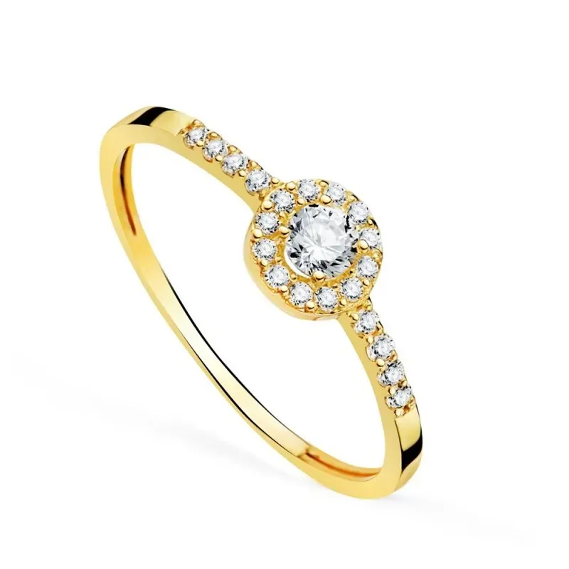 Sortija en Oro de 18k con cuajo de circonitas de 6 mm. ancho cuerpo d