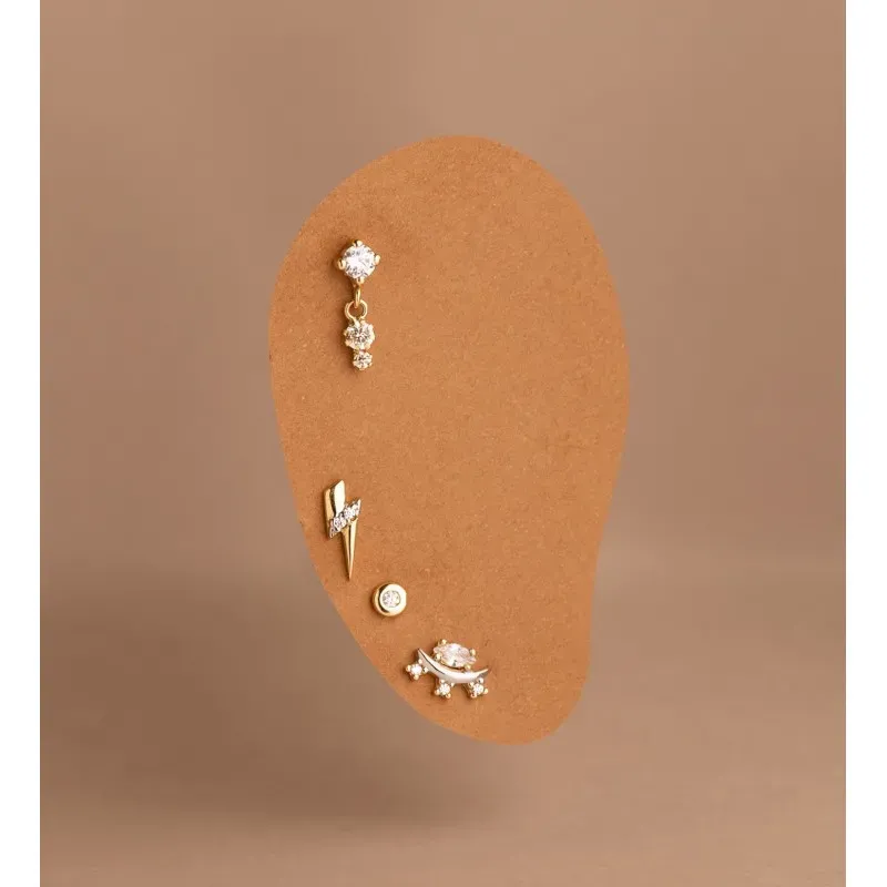 Pendientes en Oro Bicolor de 18k con 9 mm. forma de luna con circonit