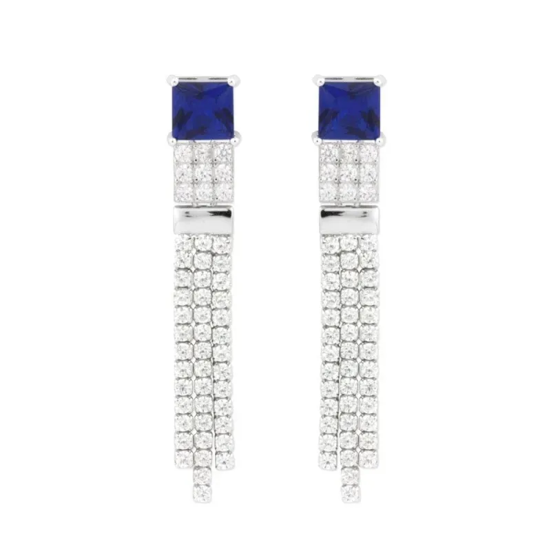 Pendientes Largos en Plata de Ley 925m con 46 mm. circonitas de 2 mm.