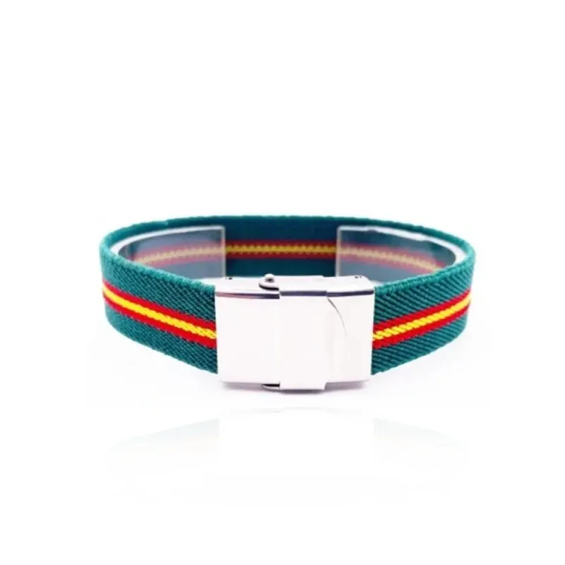 Pulsera bandera de España de tela verde con 22 cm. ancho de 15 mm. co