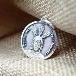 Cristo del Prendimiento Medalla Plata  Ley 925m maciza 21 mm. relieve