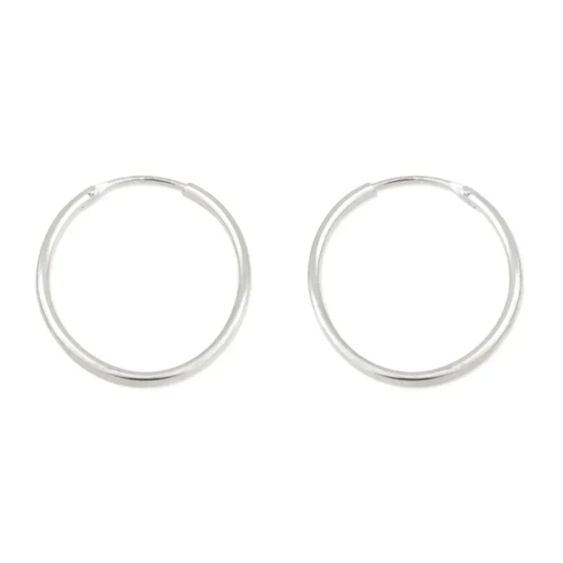 Aros Pendientes en Plata de Ley 925m de 18 mm. tubo liso