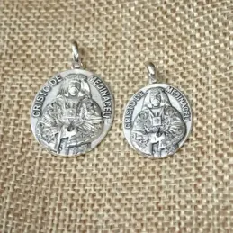 Cristo de Medinaceli Medalla Plata Ley 925m maciza 24 mm. ovalada det